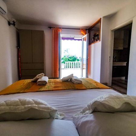 Apartman Damir Sumartin Exterior photo