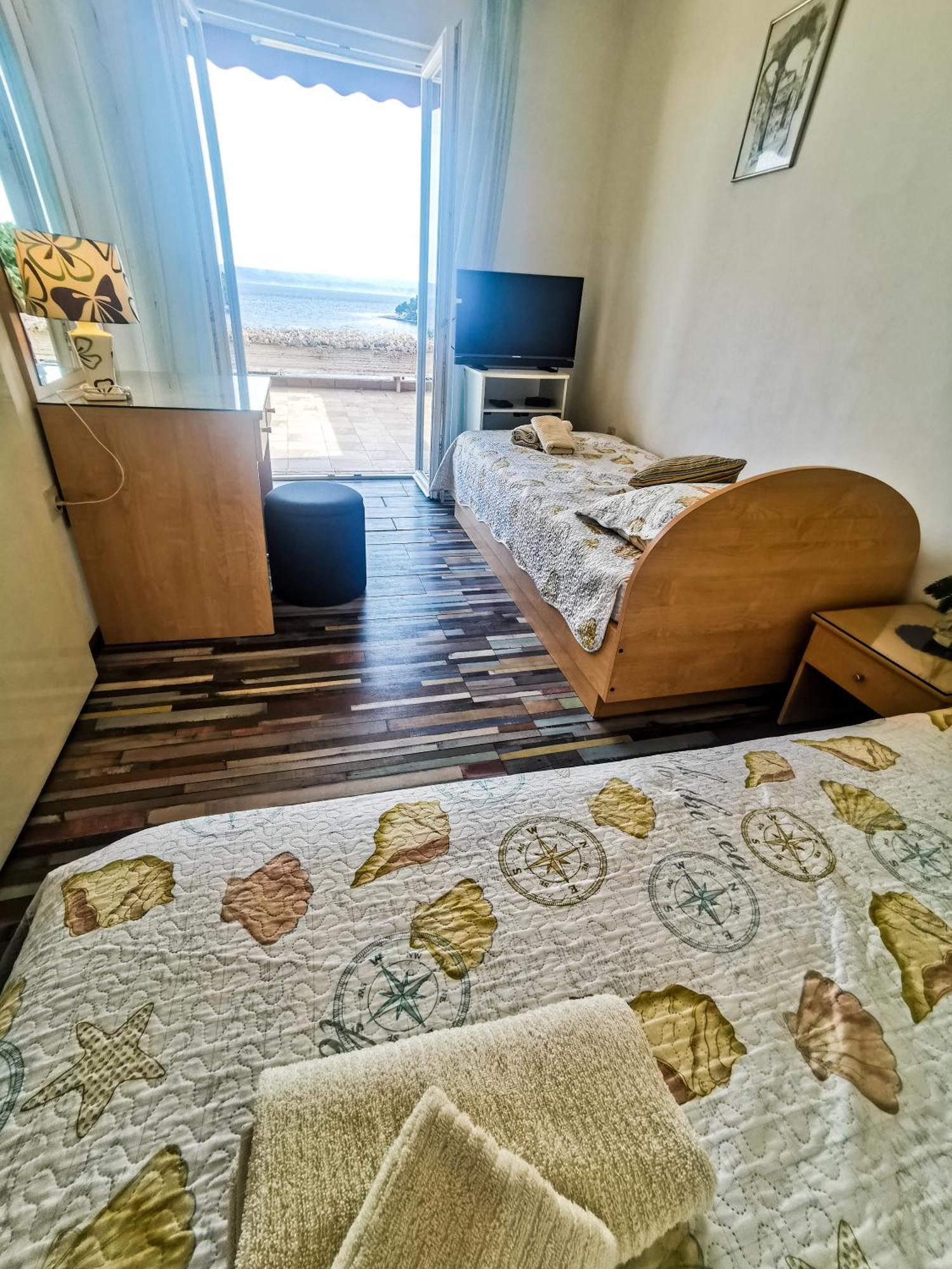 Apartman Damir Sumartin Exterior photo